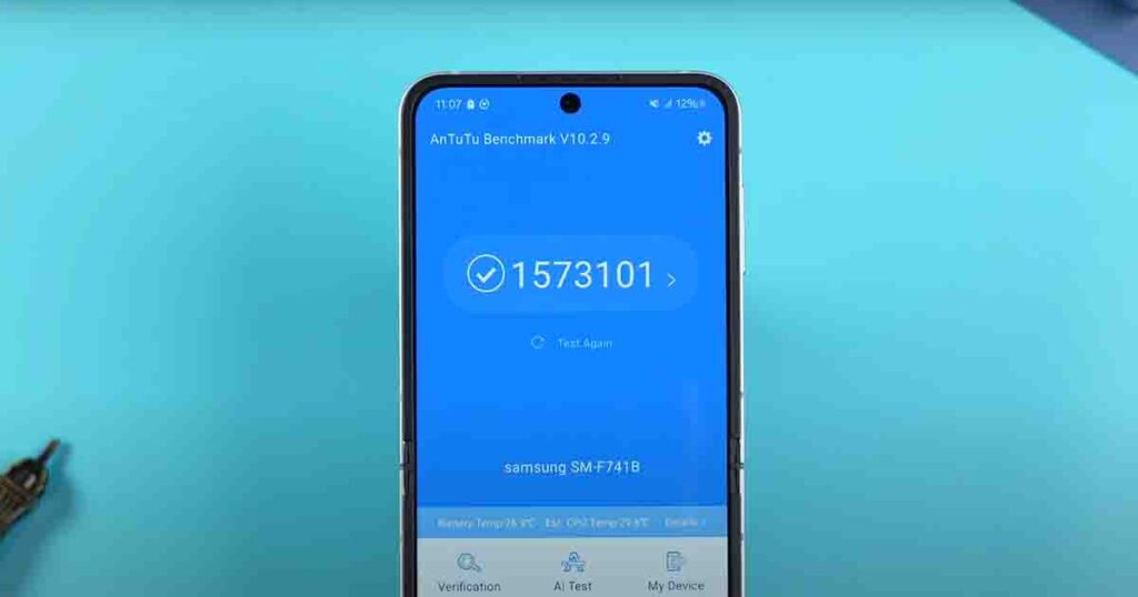 Antutu Score of Samsung Galaxy Z Flip 6